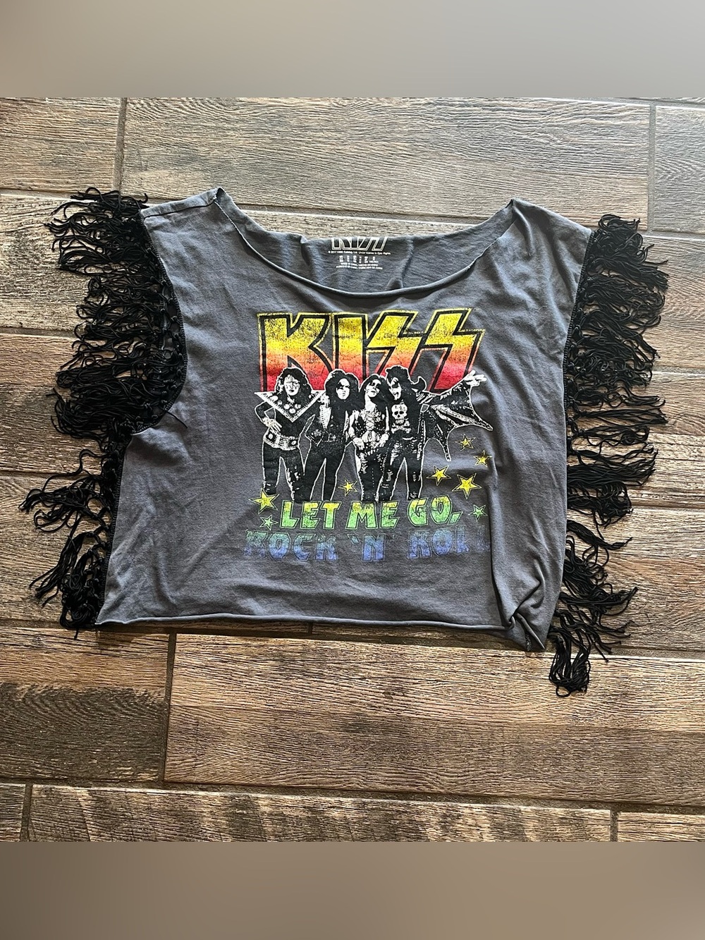 KISS Let Me Go Rock & Roll cropped t-shirt with side fringe & front graphic M